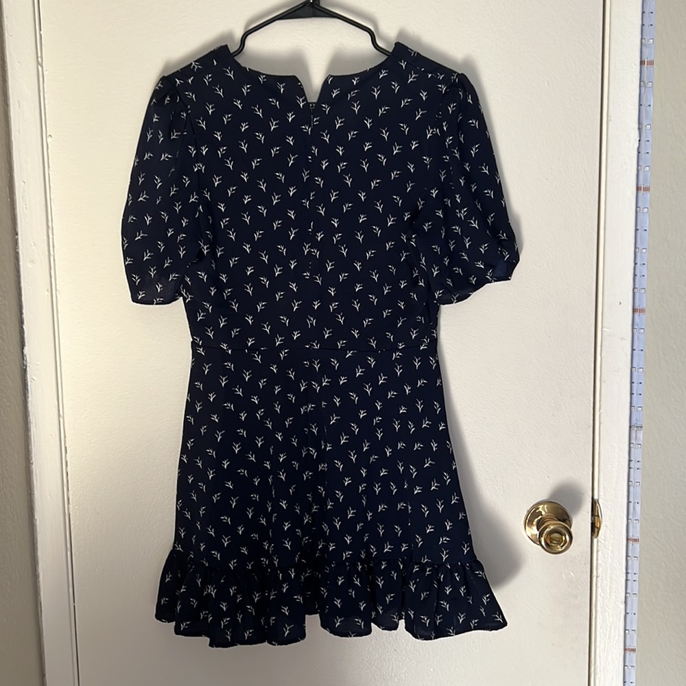 Showpo Mini Dress in Navy Blue Floral - Picture 9 of 9